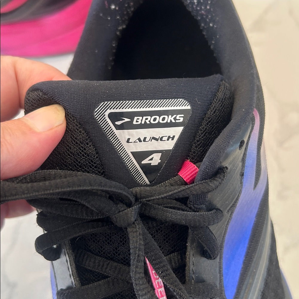 GUC Brooks Launch 4 size 10 - Picture 3 of 6